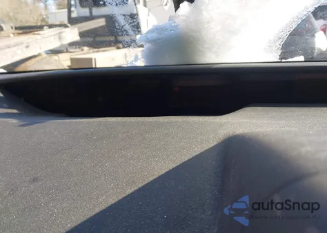 2004 Toyota Prius from USA, damaged, VIN JTDKB20U940045817